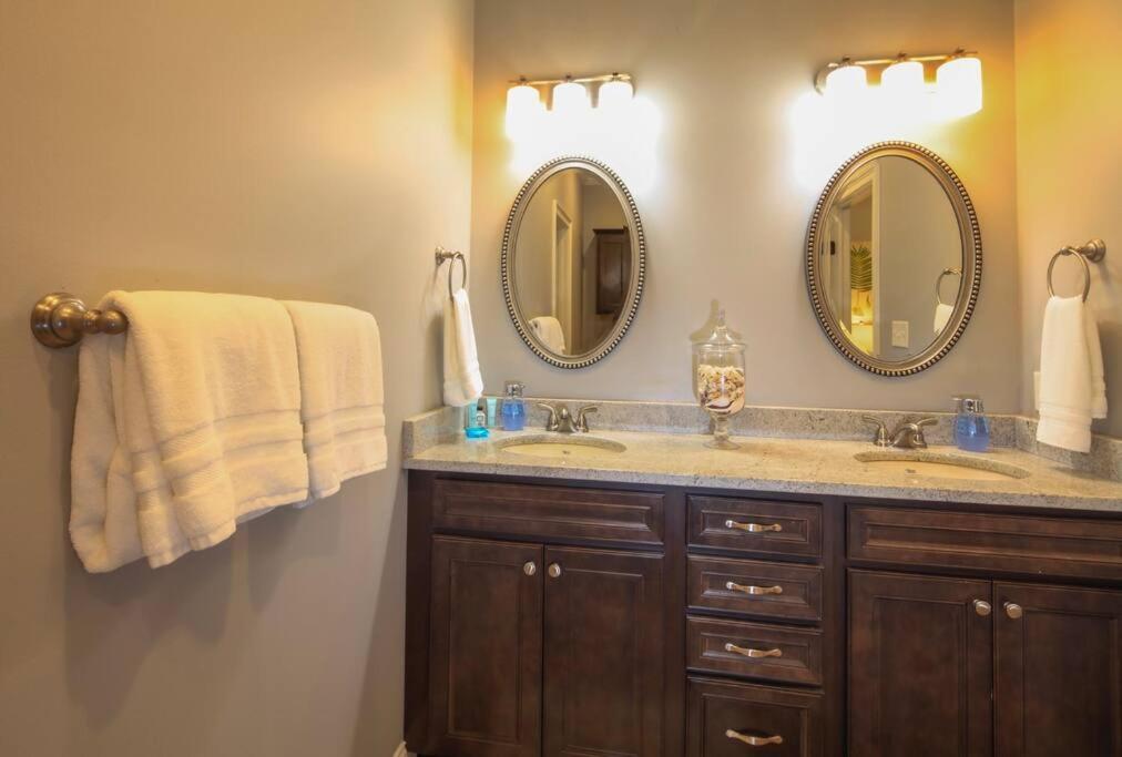 Luxury 2 Bedroom Townhouse #3 Lake Charles Exterior foto
